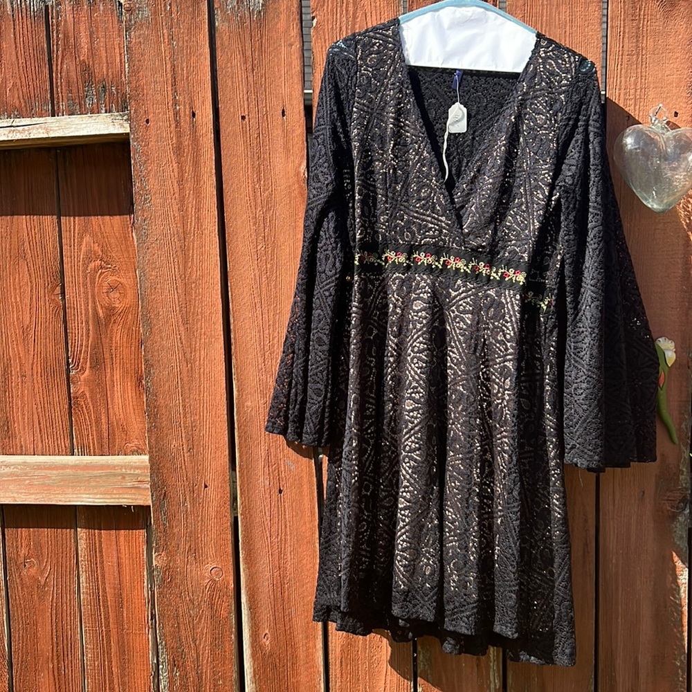 NEW WITH TAGS. Bluebell long sleeve lace little black dress embroidered accent